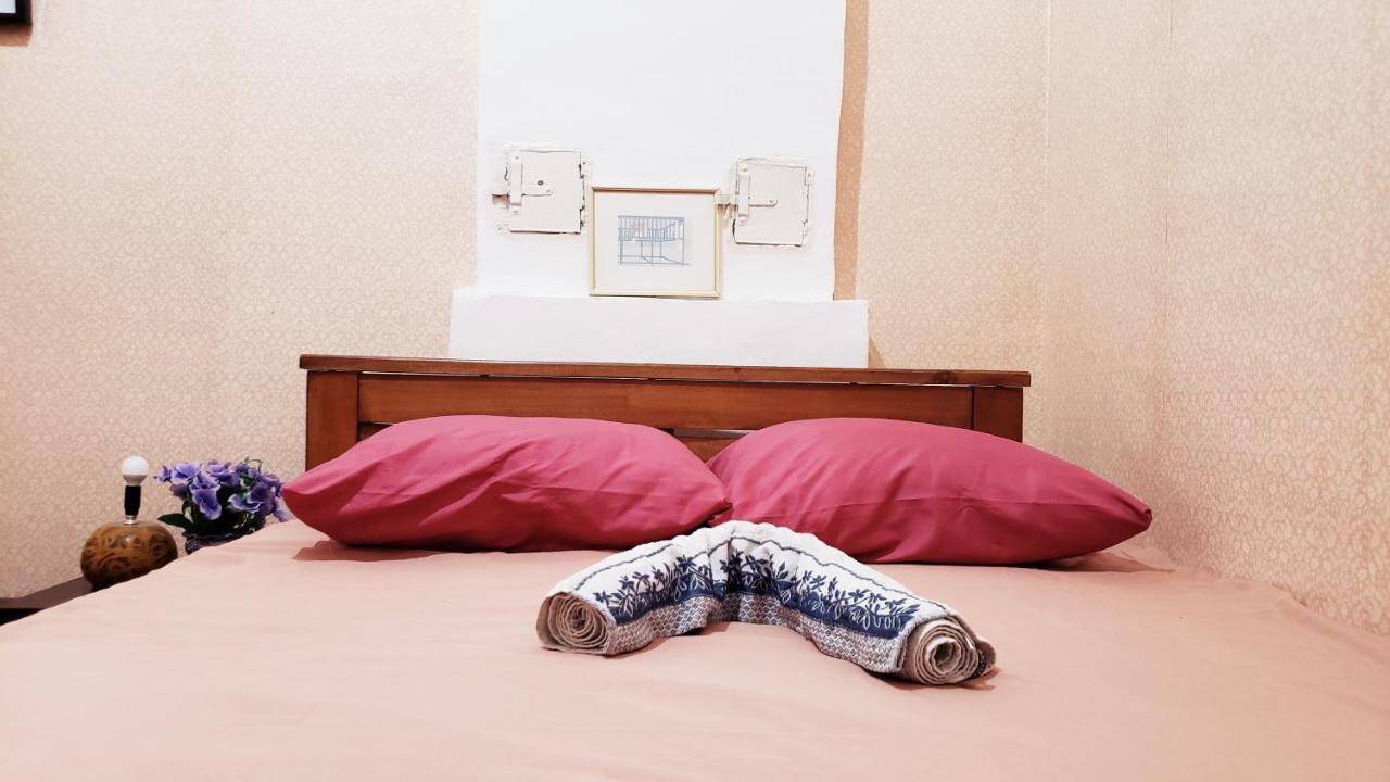 Taj Hostel Tbilisi Eksteriør bilde